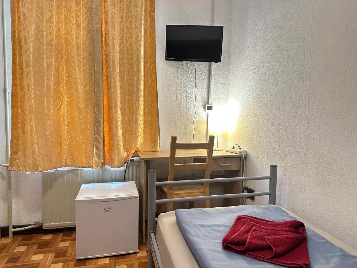 Kecskemeti Rooms บูดาเปสต์ ภายนอก รูปภาพ