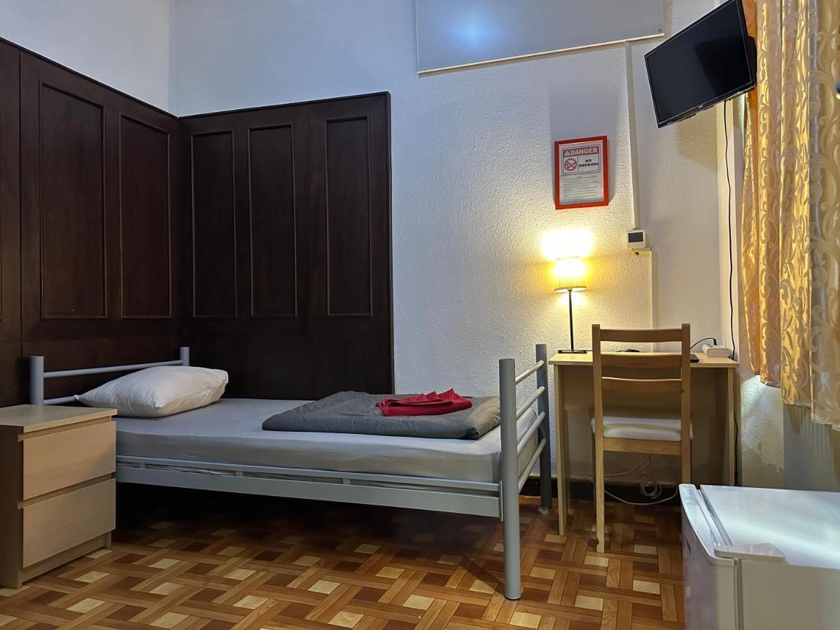 Kecskemeti Rooms บูดาเปสต์ ภายนอก รูปภาพ